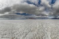 Salt Lake Desert Mountains: A Stunning Landscape