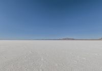 Salt Lake, USA: A Clear Sky Above