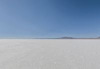 Salt Lake, USA: A Clear Sky Above