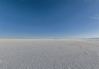 Salt Lake, USA: Clear Sky Landscape