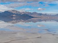 Salt Lake Utah: Desert Mountains in Sunshine