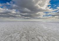 Salt Lake, Utah: Open Space with Sunny Mountains