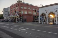 Santa Monica: Architecture in a Coastal City