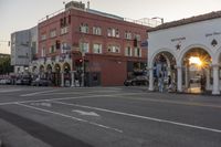 Santa Monica: Architecture in a Coastal City