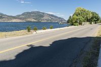 Scenic Drive in British Columbia: Okanagan Lake 001