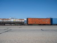 Scenic Landscape in Utah: Clear Sky and Mountain Views