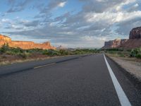 Scenic Road in Utah: Winding Through the Breathtaking Landscape