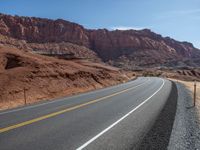 Scenic Road in Utah: Embracing the Landscape with Clear Skies