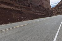 Scenic Utah Highway: Embracing the Majestic Mountain Landforms