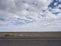Serene Landscapes: Utah Mountain Horizon