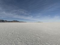 Serene Utah Desert: Sand and Mountain Landscape