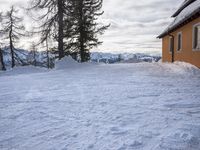 Serene Winter Scene in Mountain Range Piste 006