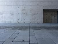 Sleek Architecture in Berlin: Concrete and Glass Design