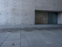 Sleek Architecture in Berlin: Concrete and Glass Design