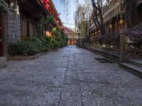 Small Road in Lijiang, Yunnan, China (001)