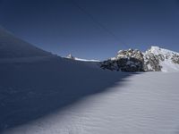 Snow-Covered Mountain Range: A Winter Wonderland