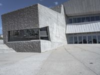 Spain's Concrete Facade: A Modern Architectural Masterpiece