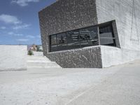 Spain's Concrete Facade: A Modern Architectural Masterpiece