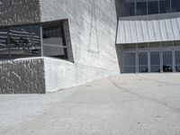 Spain's Concrete Facade: A Modern Architectural Masterpiece