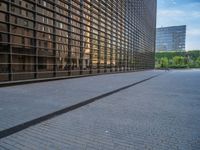 Spain's Historic Alley-Ways: A Modern Office Building in Barcelona