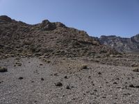 Spanish Desert: A Stunning Mountain Range Landscape