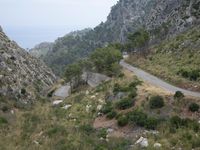 Spanish Mountain Road: Cloudy Landscape