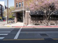 Storefronts and Urban Architecture in Los Angeles