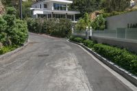 Straight Roads and Modern Homes in the Hollywood Hills (003)