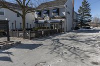 Suburban Landscape Toronto Low Rise Houses 003