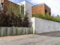 Suburban Villa in Los Angeles, California, USA