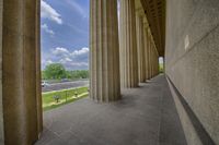 Sunny Day and Architectural Structures in Nashville