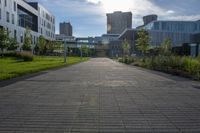 Sunny Day in Toronto, Canada: A Vibrant City View