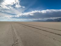 Sunny Day in Salt Lake City, Utah: Mountain Landscape