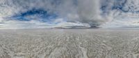 Sunny Salt Lake in Utah: A Majestic Landscape