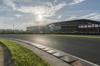 Suzhou Urban Landscape: Enjoying the Sunshine in Daylight