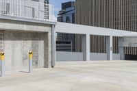 Parking Garage in Texas: A Concrete Building with a Purpose