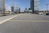 Toronto's Business District: High-Rise Buildings and Breathtaking Skyline