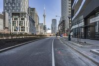 Toronto High-Rise: Modern Architecture in the City