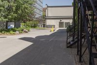 Toronto Residential Area: Clear Sky and Urban Design