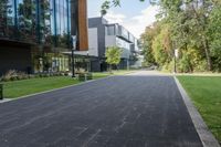 Toronto Urban Plaza and Walkway: Showcasing Modern Architecture