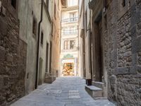 Tuscany Architecture: Exploring the Village Road