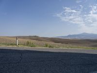 Nature in Tuscany, Italy: A Serene Plain