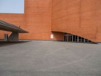 Urban Architecture in Europe: The Museum of Porto