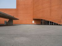 Urban Architecture in Europe: The Museum of Porto