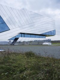 Urban Architecture in Germany with Glass Walls