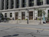 Urban Architecture in the USA: A Daytime View