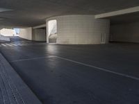 Urban Architecture in Valencia: Concrete and Asphalt