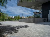 Urban Architecture in Zaragoza, Spain: Embracing the Hard Shadows