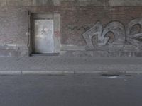 Urban Art District Berlin: Graffiti Street Art 002
