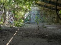 Urban Art District: Graffiti Warehouse Berlin